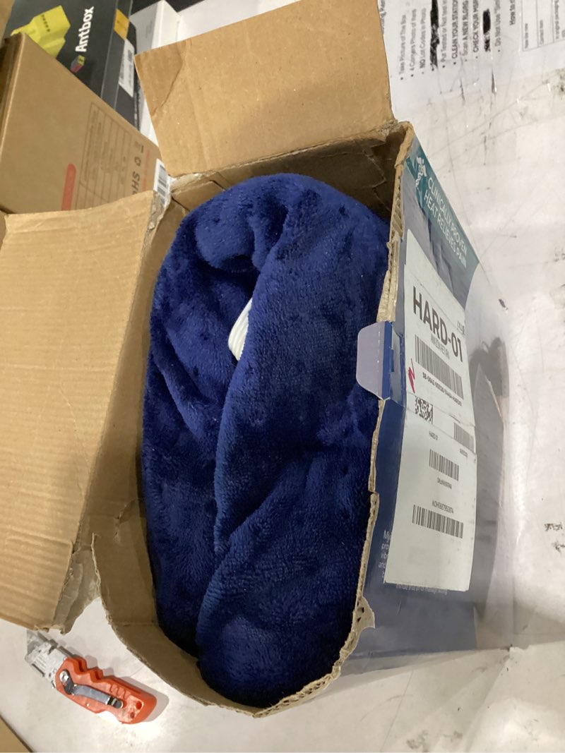 Condition photo showing Good Condition for massaging weighted heating pad for back pain relief,heating pads for neck, shoulder,cramp,portable heated pad with 3 heat settings & 6 massage,18 relaxing combinations,auto off,20"*24",dark blue dark blue 20"*24"
