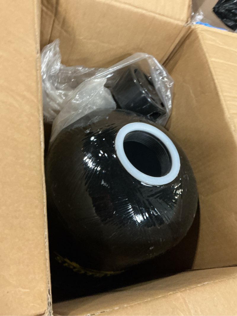 Condition photo showing Good Condition for filterelated deionized water system for car wash, comes with 10l brand resin,spotless water spot remover filter, fit for cars/rvs/motorcycles/solar washing 917-1