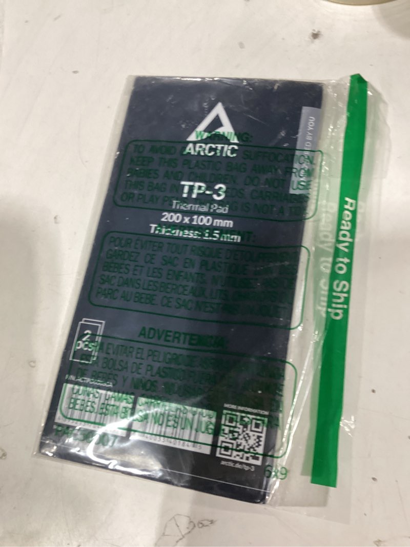 Condition photo showing New/Like New for arctic tp-3: premium performance thermal pad, 200 x 100 x 1.5 mm (stackable to 2.0 mm without performance loss), 2 pieces - high performance, particularly soft, ideal gap filler, bridging gaps 200 x 100 x 1,5 mm (2 pieces)