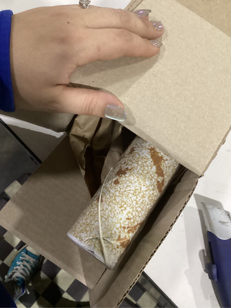 Condition photo showing Good Condition for LiveInUrban Self-Adhesive Privacy Window Film Door Covering with Smokey Effect, Vintage Gold Cracked, 29.52"X118.11" Vintage Gold Cracked Pattern 75x300cm/29.52"X118.11"