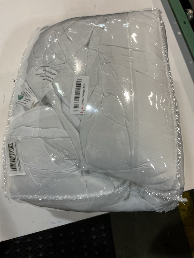 Condition photo showing Good Condition for cozylux queen comforter set white - 7 pieces bed in a bag queen, all season breathable bedding sets, oeko-tex certified bed set with down alternative comforter, sheets, pillowcases & pillow shams white queen