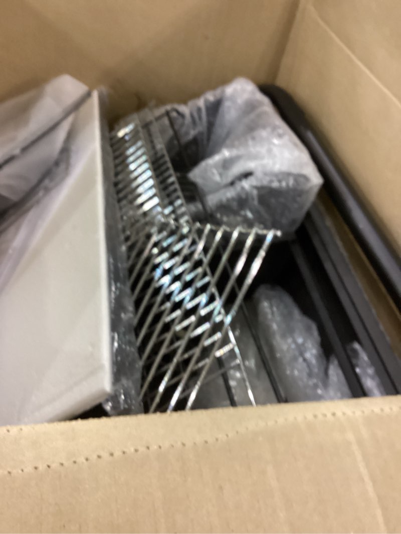 https://lotting-media.assets.bidfta.com/lotting_1d8c15bd-e0d9-470a-98b6-bb307b81263e