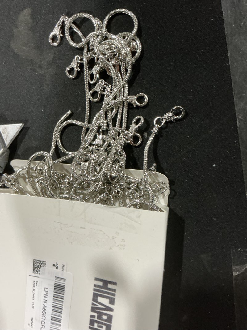 Hicarer 27 Pieces Snake Charm Bracelet Chain Adjustable Charm Bracelet Chain with Heart Shape Extend