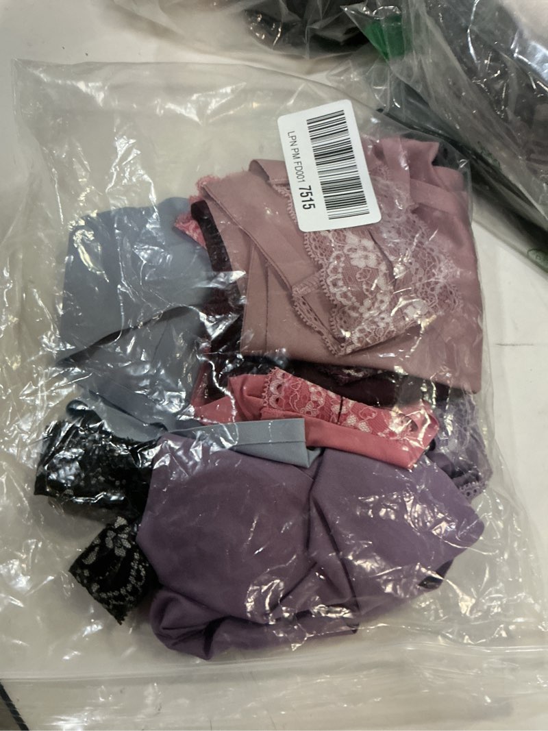 Condition photo showing Good Condition for FINETOO Seamless Underwear for Women Cheeky Bikini Panties High Cut V-waist Lace Underwear Women Cute Bikinis 6 Pack X-Large 6pack-a