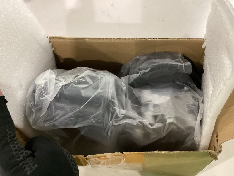 Condition photo showing New/Like New for power steering pump with pulley and reservoir assembly for chevrolet captiva sport 2.4 2012-2015