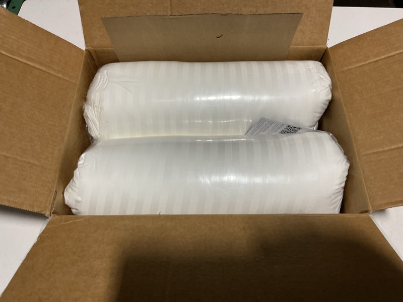Condition photo showing New/Like New for Beckham Hotel Collection Bed Pillows Standard/Queen Size Set of 2 - Original Soft Down Alternative Pillow for Sleeping - Soft Support for Back, Stomach or Side Sleepers Queen / Standard White