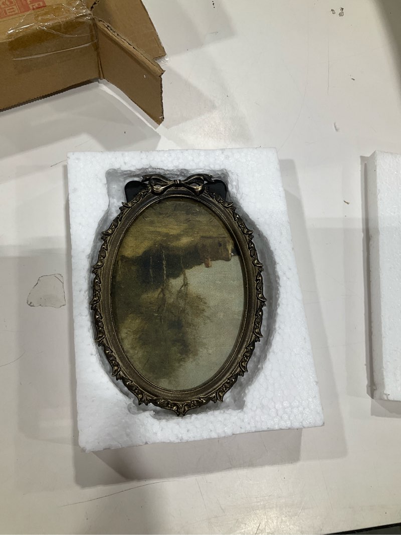 Condition photo showing Good Condition for nikky home vintage photo frame 4x5, antique oval picture frames, gold decorative photo frame with stand and glass front for tabletop photos display gift ideas 3.5x5" bronze