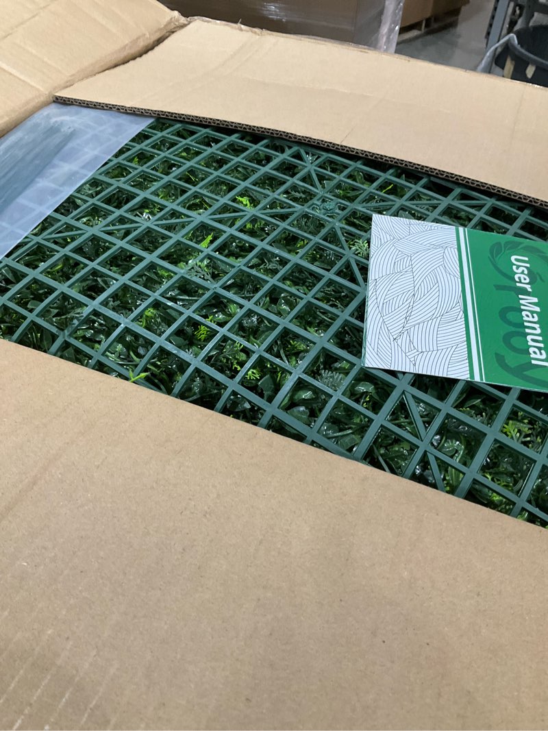 Condition photo showing Good Condition for grooy 20"x20" artificial hedge grass wall, 12pcs boxwood panels(33.33 sq.ft), greenery backdrop panles, uv protected privacy fence screen, green wall decor for outdoor indoor wedding décor 12pcs 20''x20'' fern
