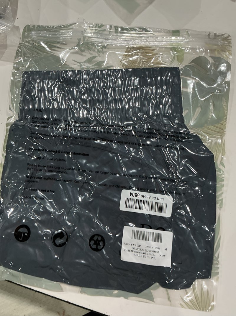 Condition photo showing Good Condition for bmjl 2.5" athletic shorts for women comfy high waisted short with pocket medium carbon black