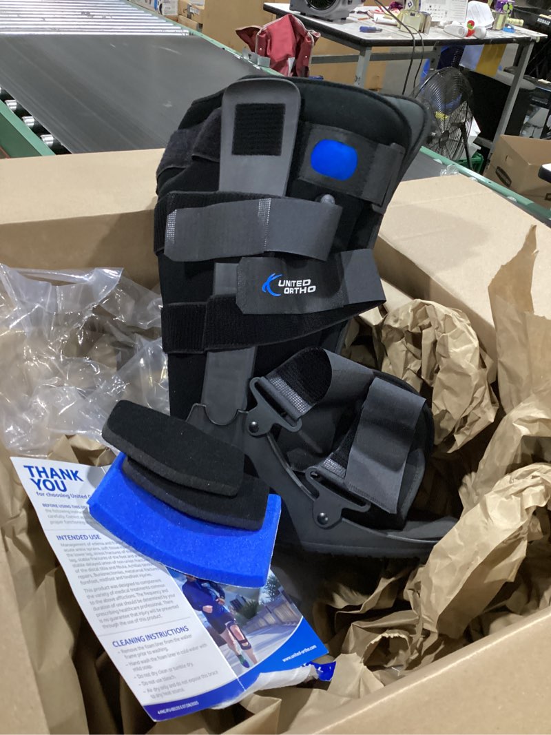 Condition photo showing Good Condition for united ortho air cam walker fracture boot, medium, black
