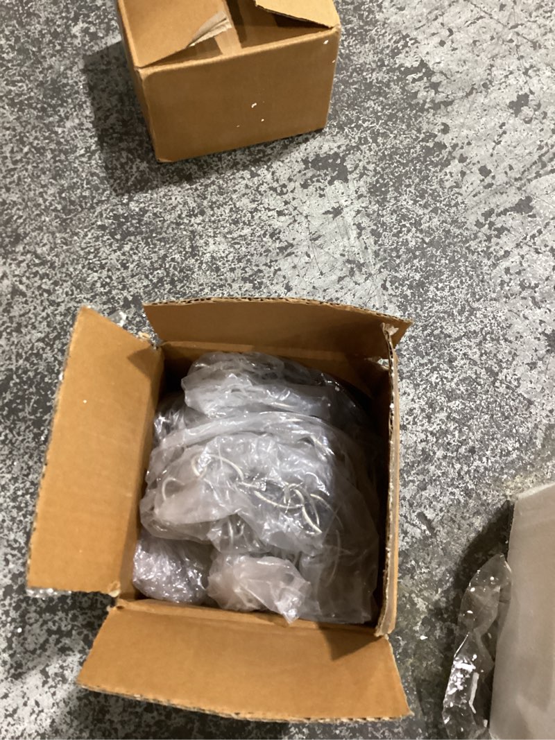 https://lotting-media.assets.bidfta.com/lotting_1dbd4247-da60-4f05-be61-83568b5cbc1a