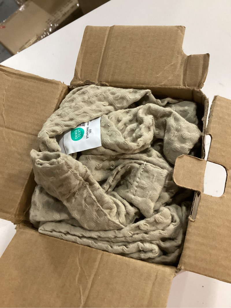 Condition photo showing Good Condition for phf 100% cotton waffle weave throw blanket?pre-washed snag proof lightweight breathable moisture-wicking for layering in cold weather for couch bed,machine washable,home decor gift-khaki/simply taupe khaki/simply taupe throw(50\" x 60\")