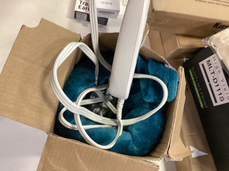 Condition photo showing Good Condition for RENPHO Valentines Day Gifts for Her Him, Heating Pad for Neck and Shoulders and Back, Birthday Gifts for Women Men, FSA Eligible HSA Store, 24"x33" Weighted Electric Heat Pad, ETL Certified, Blue 24"x33" Blue