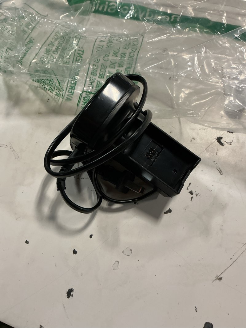 Condition photo showing Good Condition for kekucull rechargeable battery for xbox 360 controller, charger dual charging station dock with 2 pack rechargeable battery compatible with xbox 360 black