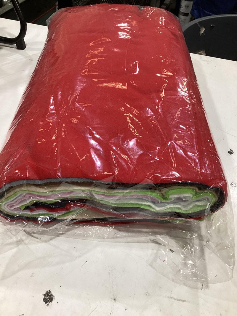 Condition photo showing New/Like New for 12pcs 20" x 20" solid color knitted polar fleece fabric diy making supplies quilting patchwork fabric patchwork polyester plush fleece diy for quilting cushions (20 x 40 inches)