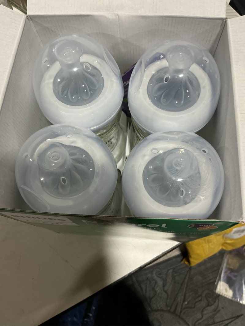 Condition photo showing New/Like New for philips avent natural glass baby bottles with natural response nipples (medium flow, flow 3), 8oz, 4-pack, scy913/04 8 ounce (pack of 4)