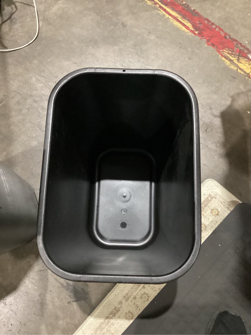 Condition photo showing Good Condition for rubbermaid commercial products resin wastebasket/trash can, 7-gallon/28-quart, black, plastic, for bedroom/bathroom/office, fits under desk/sink/cabinet 7 gallons black 1