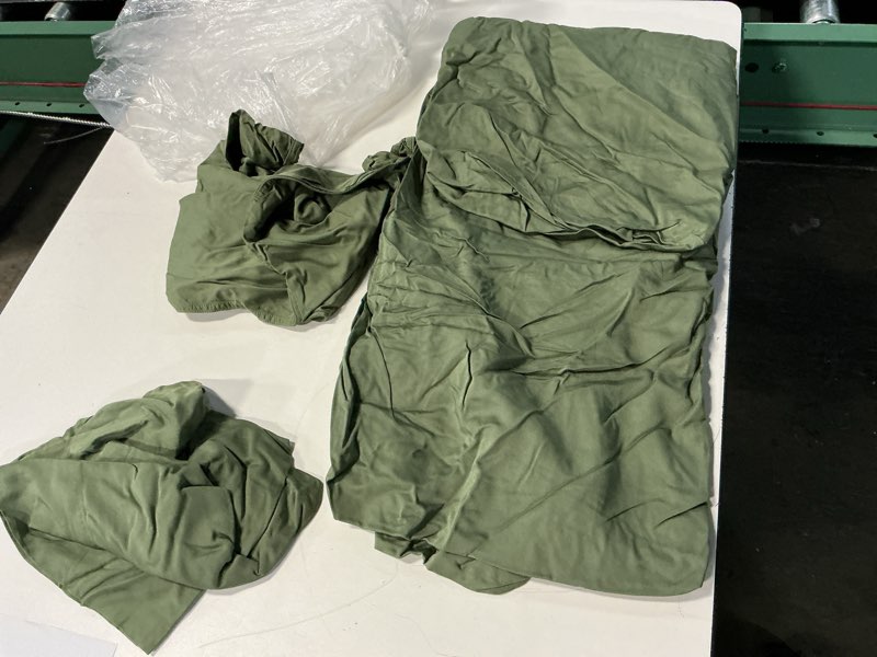Condition photo showing Good Condition for bamboo fitted sheet set, king, olive