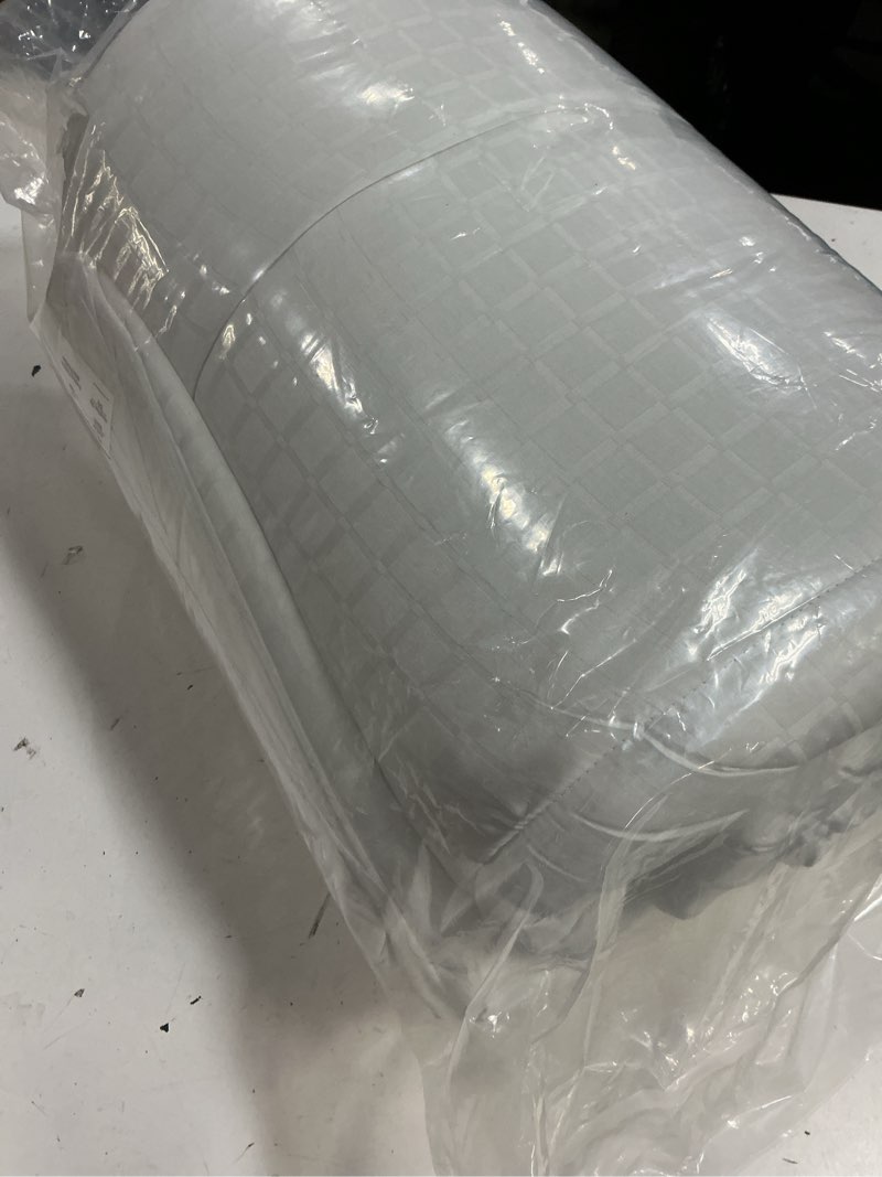 Condition photo showing New/Like New for serta comfortsure mattress cover, fitted pillow top mattress pad, super soft and breathable quilted cotton protector with 18" elastic deep pockets for secure fit, king, white
