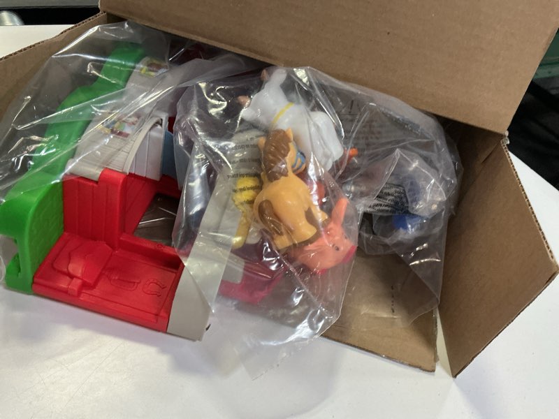 Condition photo showing Good Condition for Fisher-Price Little People Toddler Learning Toy Caring for Animals Farm Playset with Smart Stages for Pretend Play Kids Ages 1+ years (Amazon Exclusive)