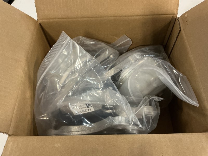 Condition photo showing Good Condition for engine motor mount compatible with benz c230 c250 c300 c350 cl500 cl550 glk300 glk350 s550 2007-2012,awd, replace for a4063 a4074 2042401517 2042400218