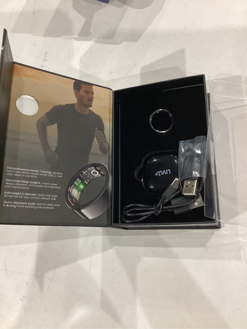 Condition photo showing Good Condition for livup smart ring, black, size 9