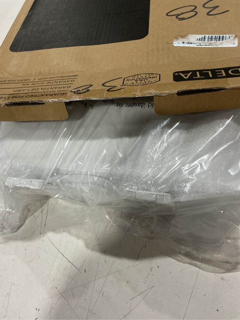Condition photo showing Good Condition for delta faucet wycliffe slow close elongated toilet seat with non-slip seat bumpers, soft close toilet seat elongated, toilet seat slow close, white 811901-wh