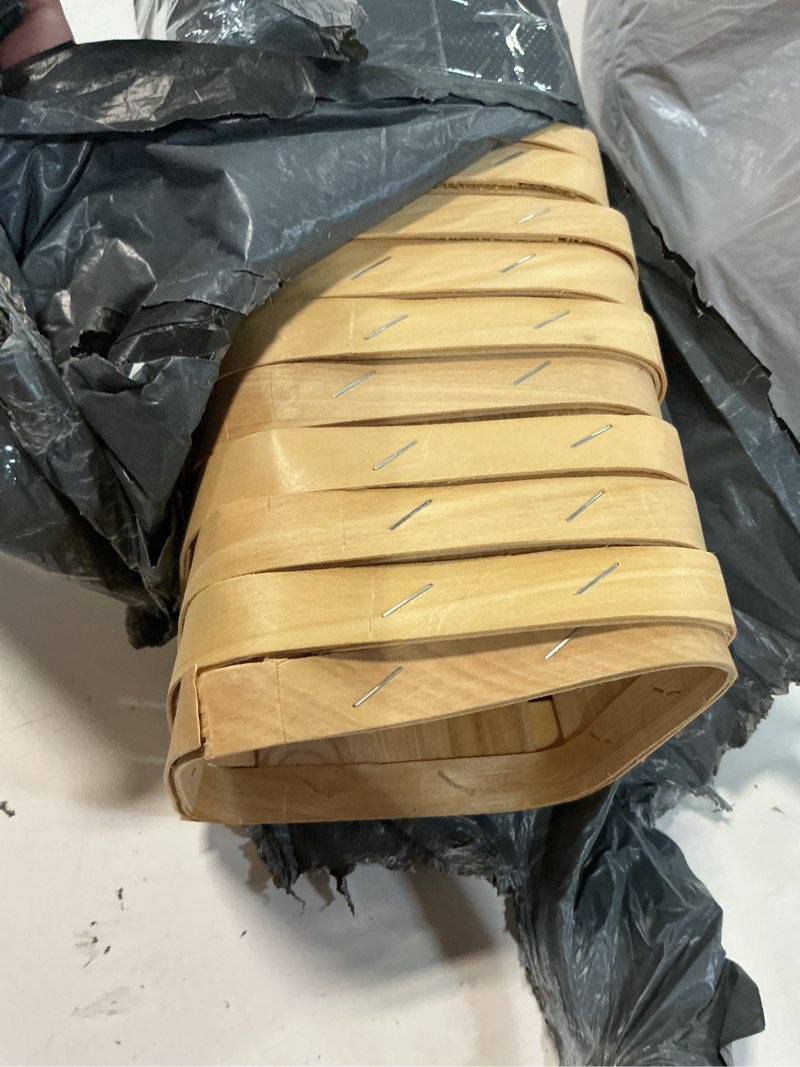 Condition photo showing Good Condition for hakzeon 20 pack 4x4 inch berry baskets, one pint square wooden berry baskets, wooden gift baskets for fruit packing, party crafts and decor