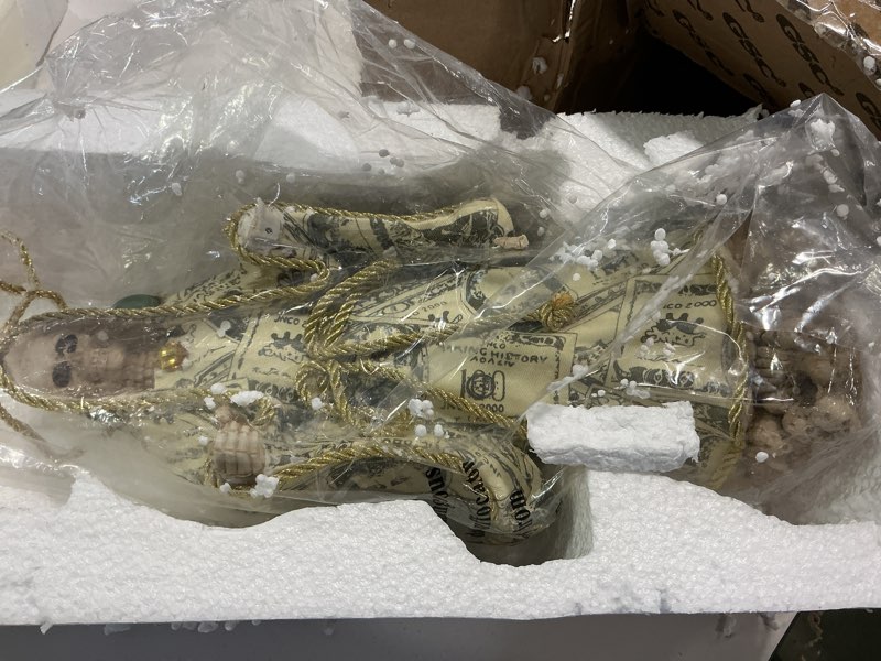 Condition photo showing As Is for (Damaged) ICE Armor 16\" H Santa Muerte Holding Scythe with Money Robe Statue Our Lady of The Holy Death Figurine Religious Decoration, Multicolor (78GSC316.59)