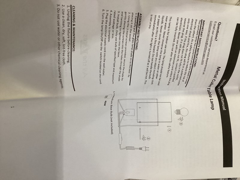 Large Metal Cube Table Lamp(white)