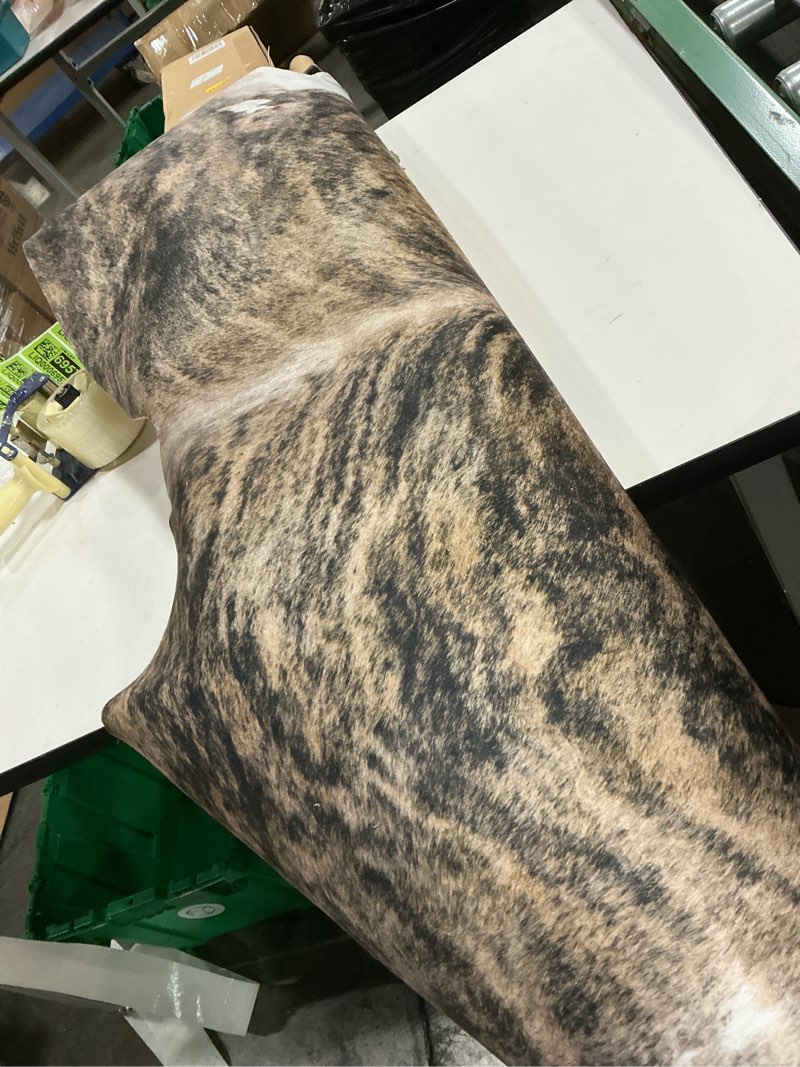 Condition photo showing Good Condition for (Similar))jinchan Faux Cowhide Rug Cow Print Living Room Area Rug Brown Floor Cover Cow Hide Brindle Animal Skin Alternative Indoor Carpet Bedroom Apartment Western Theme Safari Decor 5x7 5'1\" x 6'3\" (Cowhide) Brindle & Fawn