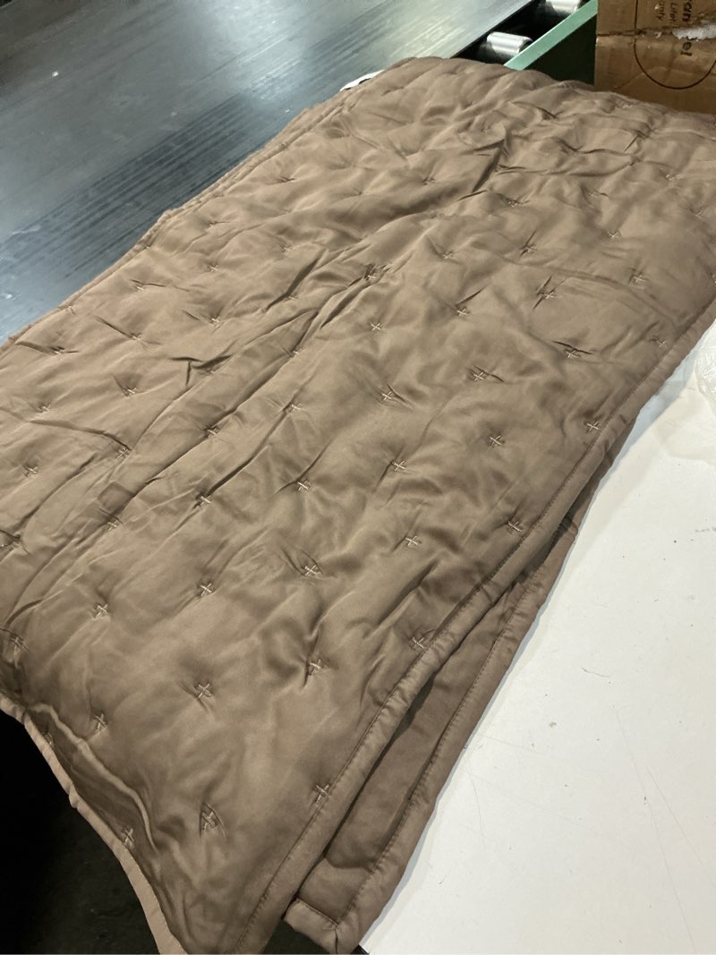 Condition photo showing As Is for bamboo dream cover pillows 20”x36” 2 pieces