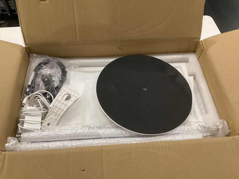 Condition photo showing As Is for 15.6" digital signage display 10000 mah capacitive touch screen advertising display with wireless screen mirroring, all in one lcd screen hdmi-in with android 11(2+32gb) 2+32 white