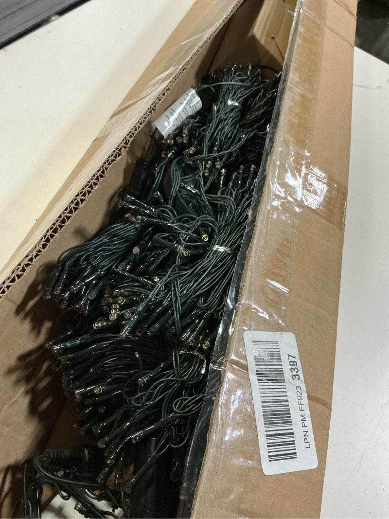Condition photo showing Good Condition for Flacchi 16 FT 664 LED Star String Lights Outdoor - Pole Set with Remote, Multiple Lighting Modes, Timer, and Waterproof Feature for Ultimate Holiday Decor (Warm White & Multicolor) 16FT/664LED Warm White&Multicolor