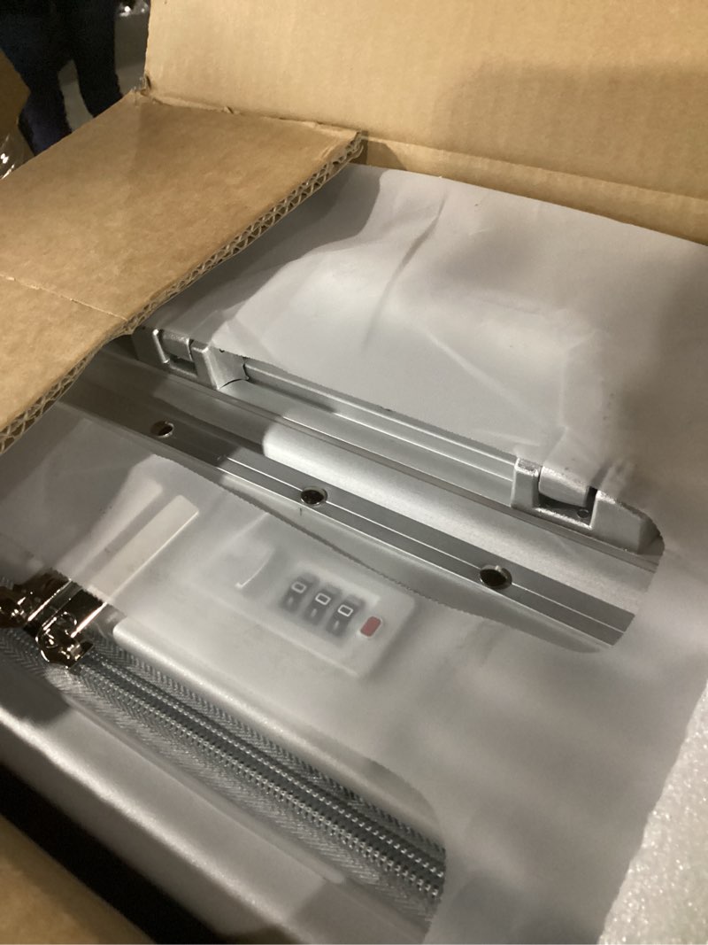 Condition photo showing Good Condition for Zipperless Luggage, 22.4" x 15.4" x 9.4" Aviation Certified, Polycarbonate Aluminum Hardshell, Expandable Carry-On Luggage with Spinner Wheels, Hardshell Luggage, 20 Inch Cabin silver 20 inch