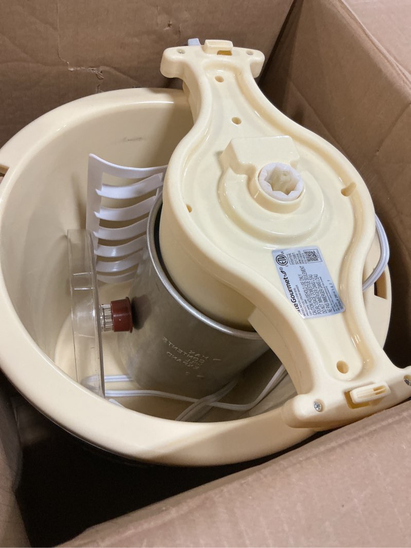 Condition photo showing Good Condition for elite gourmet eim-924lx 4 quart old fashioned electric ice cream maker, pine bucket