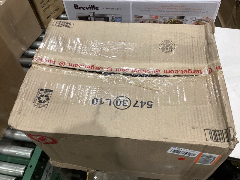 Condition photo showing Good Condition for Breville BOV900BSS Smart Oven Air Fryer Pro and Convection Oven, Brushed Stainless Steel