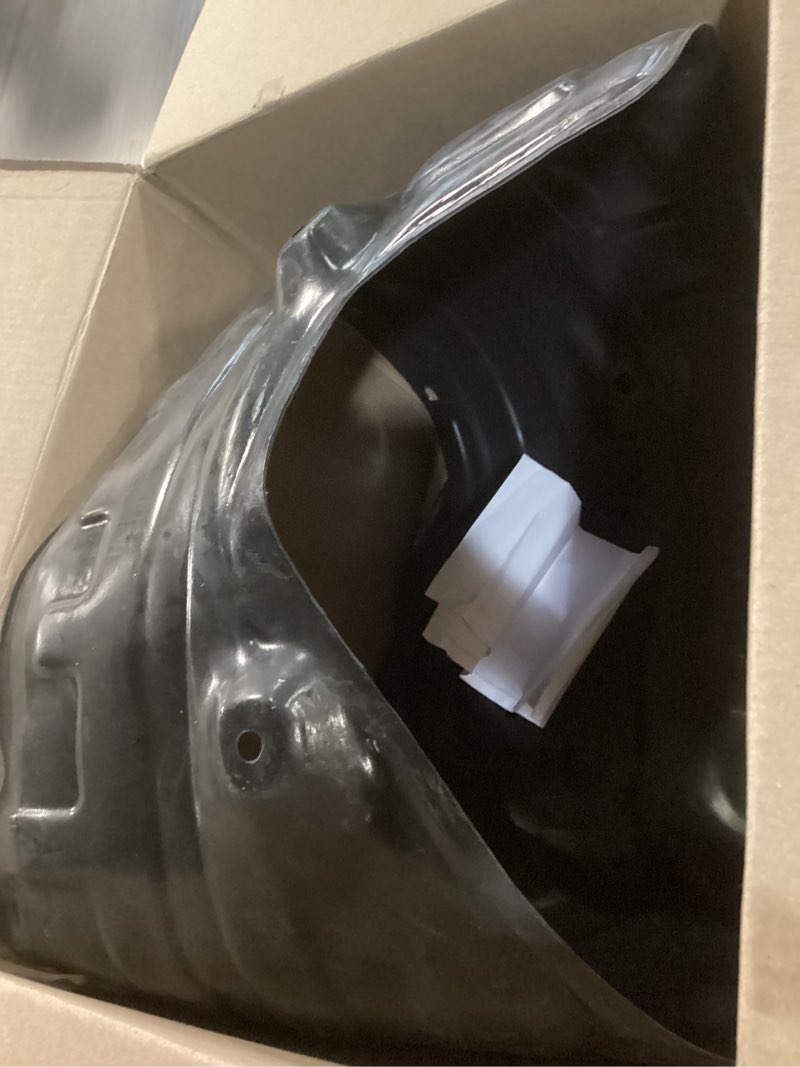 Condition photo showing As Is for trq inner fender liner set compatible with 2010-2015 mazda cx-9 ma1249141 ma1249144 ma1250114 bda15645