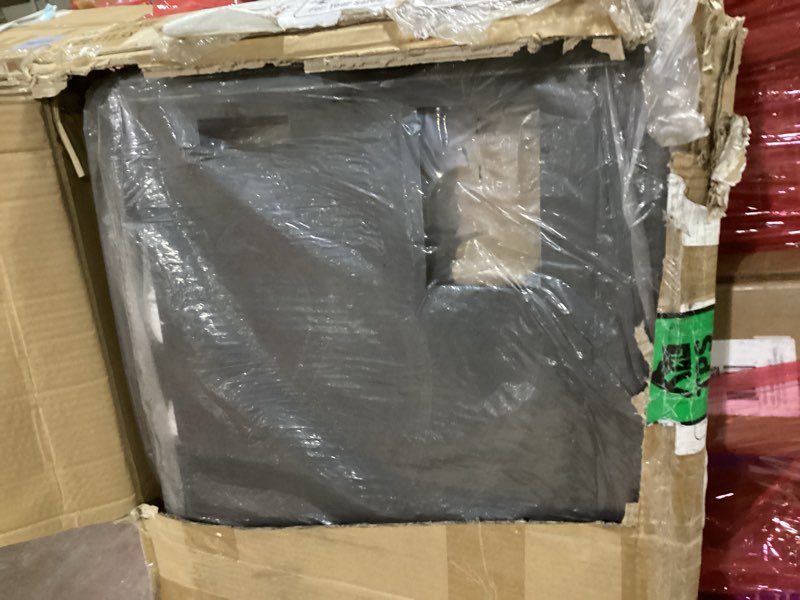 Condition photo showing Good Condition for universal skid steer mount plate, 1/4" thick skid steer attachment plate, quick attach mount plate with holes easy to weld or bolt to different accessories