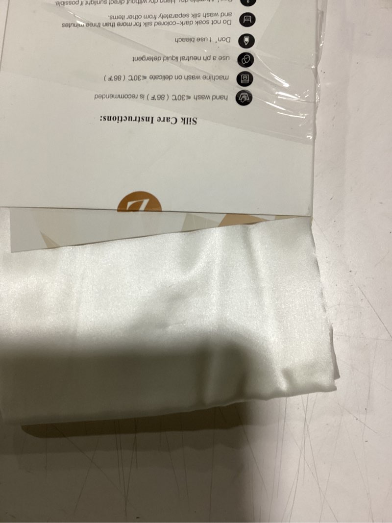 Condition photo showing Good Condition for ZIMASILK 100% Pure Mulberry Silk Pillowcase for Hair and Skin Health,Soft and Smooth,Both Sides Premium Grade 6A Silk,600 Thread Count,with Hidden Zipper,1pc (Queen 20''x30'',Ivory) Ivory Queen 20''x30''