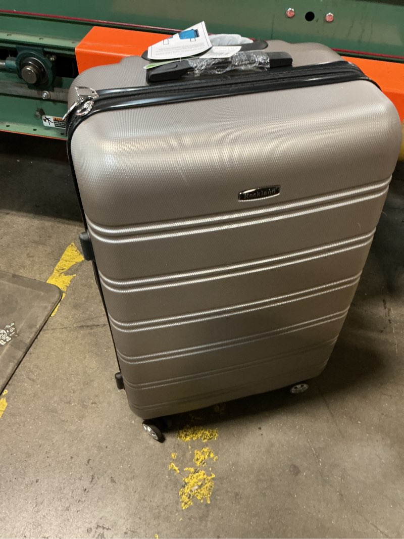 Condition photo showing New/Like New for Rockland Melbourne Hardside Expandable Spinner Wheel Luggage, Silver, 2 Piece (20"/28") 2 Piece (20"/28") SILVER