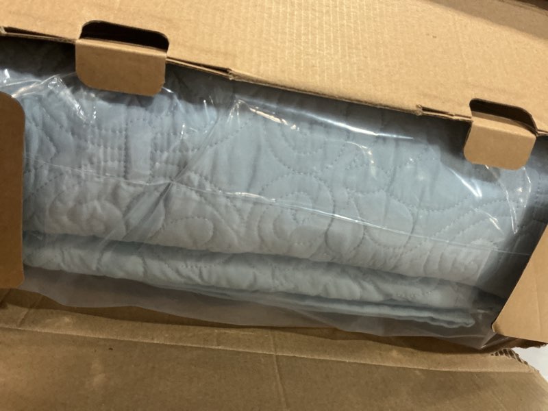 Condition photo showing Good Condition for madison park quebec quilt set - luxurious damask stitching design, cotton filled lightweight coverlet bedspread bedding, shams, full/queen(90"x90"), blue 3 piece blue full/queen
