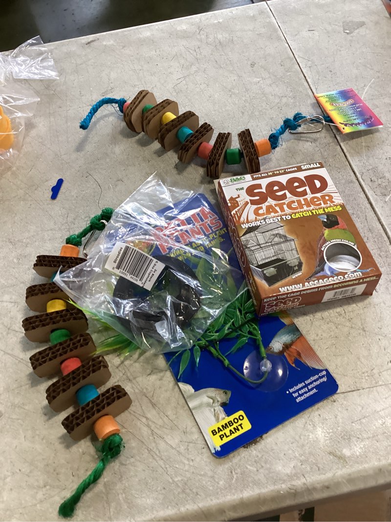 Condition photo showing New/Like New for Assortment of small,miscellaneous small,variety of items,multiple pieces,total of 5 pieces