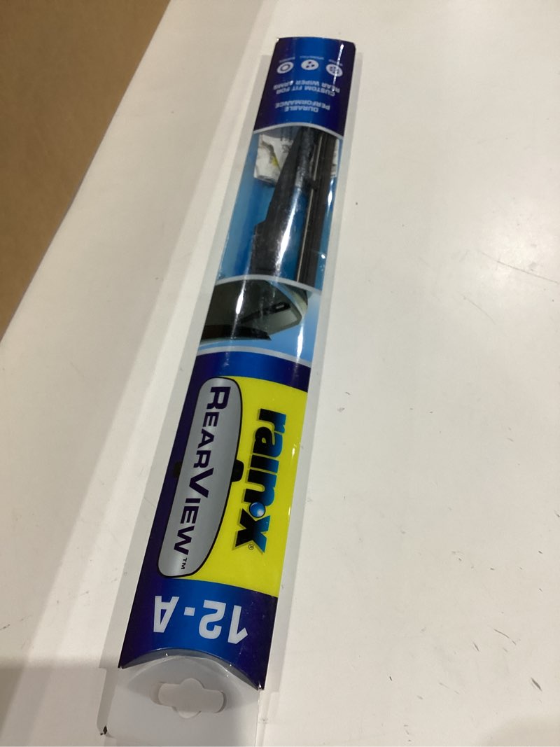 Condition photo showing Good Condition for rain-x 850029 rearview rear wiper blade 1