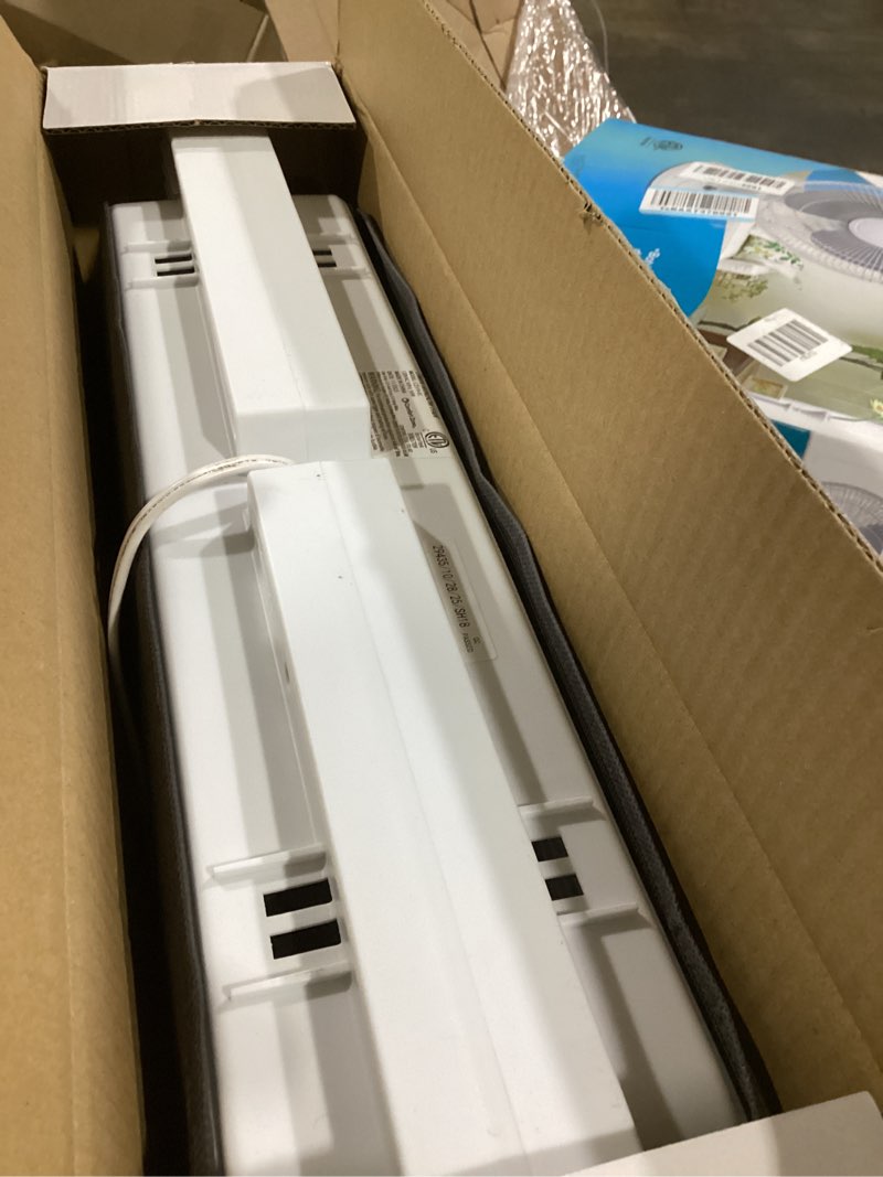 Condition photo showing Good Condition for comfort zone twin window fan with reversible airflow control, 9 inch, auto-locking expanders, 2 speed fan, dual fan, exhaust, airflow 9.84 ft/sec, ideal for home, kitchen, bedroom & office, cz319wt white 9"