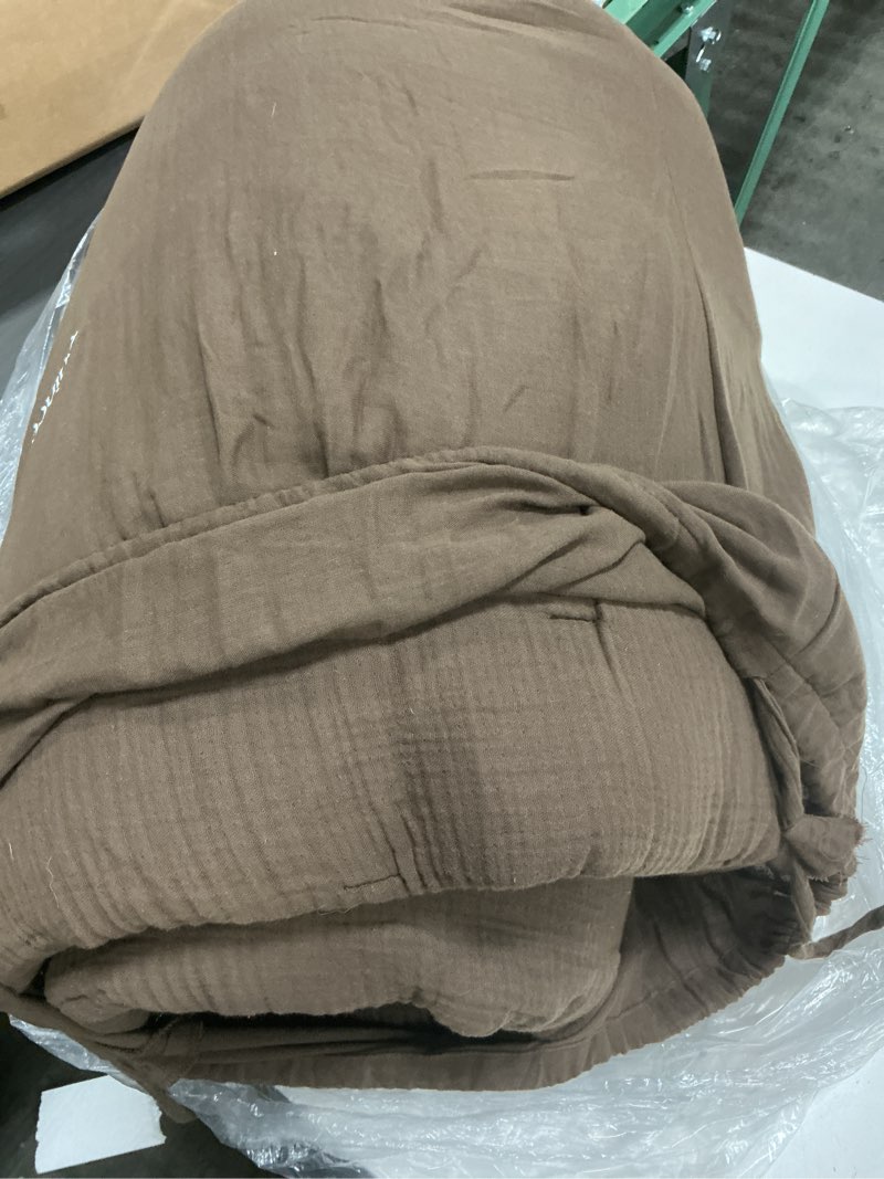 Condition photo showing As Is for quince organic cotton gauze dream quilt king, color chocolate 