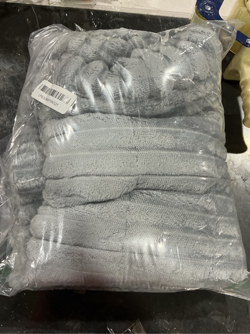 Condition photo showing Good Condition for zqffb pet couch cover dogs washable non-slip couch protector pet friendly dog mat for couches and sofas light gray 27.6x70.9