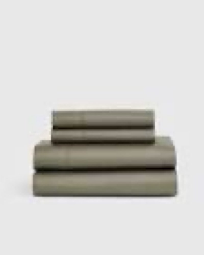 quince signature giza cotton sateen sheet set, cal king, dried sage