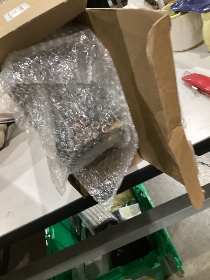 Condition photo showing As Is for Gerrii Glass Storage Jars Set of 4, Clear Food Storage Containers with Wooden Lids Airtight Kitchen Canisters with Sticker and Chalk for Candy Cookie Rice Sugar Flour Pasta Nuts Beans Spice, 4 Sizes