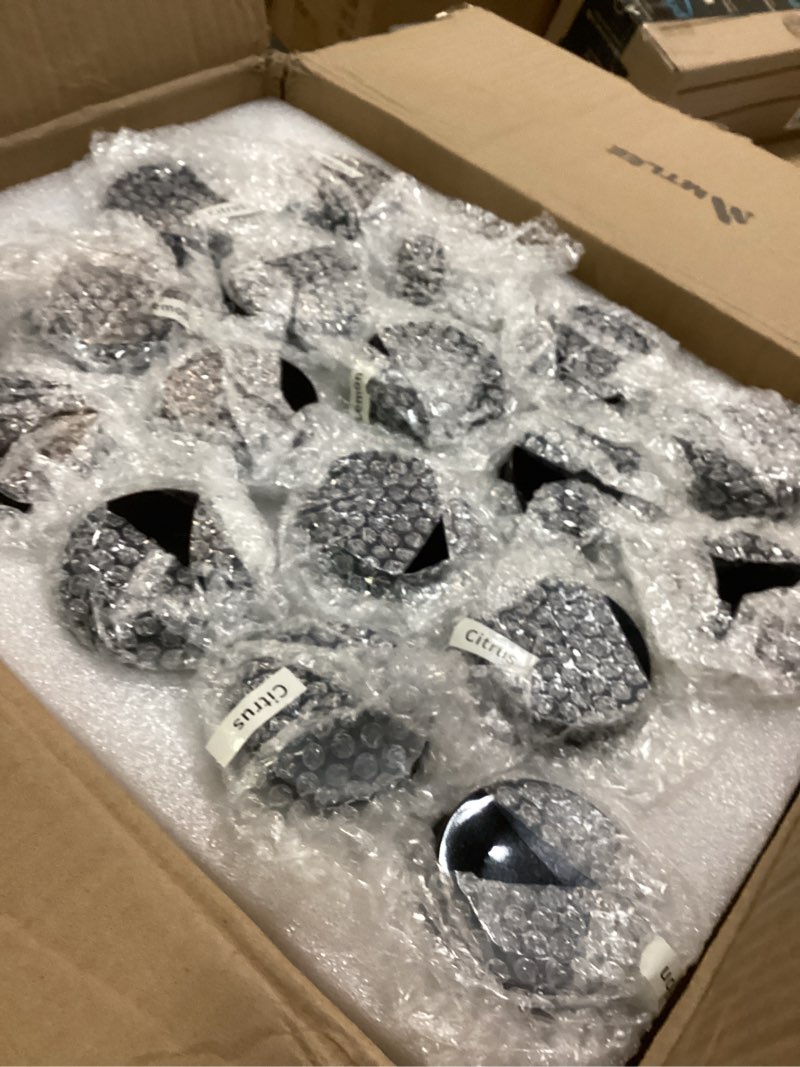 Condition photo showing Good Condition for MTLEE 72 Pcs Mini Mason Jar Candles Favors Bulk 4 oz Small Scented Jar Candles with Lids for Birthday Wedding Party Gift(Lemon, Citrus, Coconut Milk)